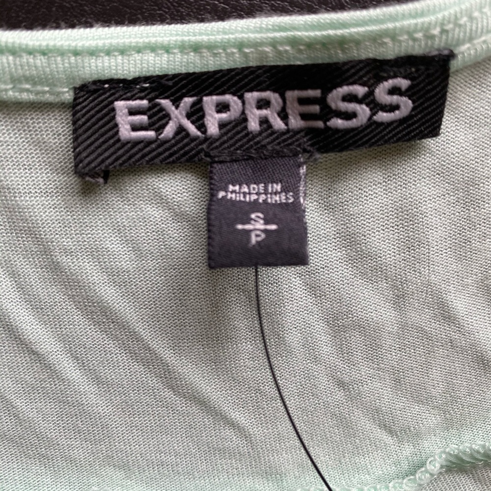 Express Tank Top - Picture 3 of 3